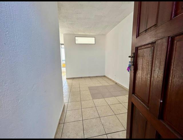 3 BEDROOM APARTMENT FOR SALE IN SUNNYSIDE